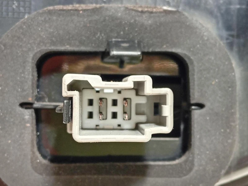 Fanale POST SX 17318701 Ford C-max III 2011