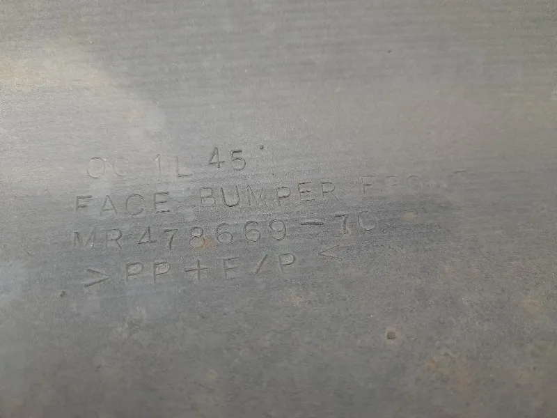 Paraurti ANT NUDO MR478669 Mitsubishi Pajero Sport 1998