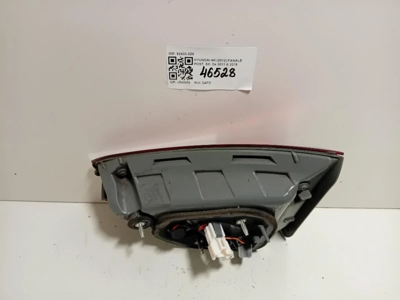 Fanale POST SX 92403-3Z5 Hyundai I40 2012