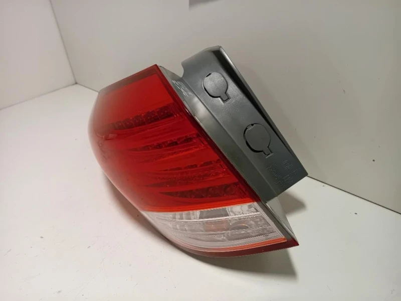 Fanale POST SX 92401-3Z0 Hyundai I40 2012