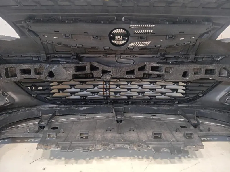 Paraurti ANT 13368660 Opel Astra J 2012