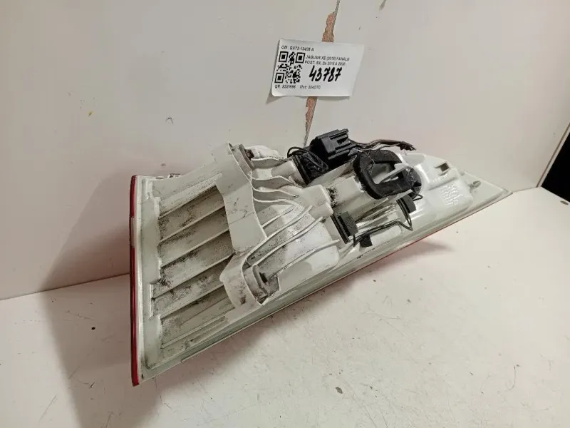 Fanale POST SX GX73-13405 A Jaguar XE 2015