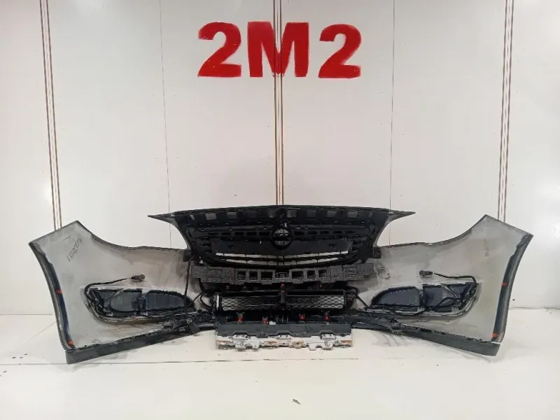 Paraurti ANT 13238285 Opel Insignia A 2009