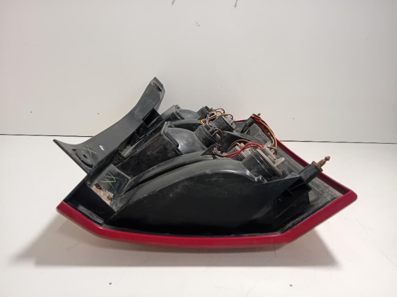 Fanale POST SX XFB000573 Land Rover Discovery III 2005