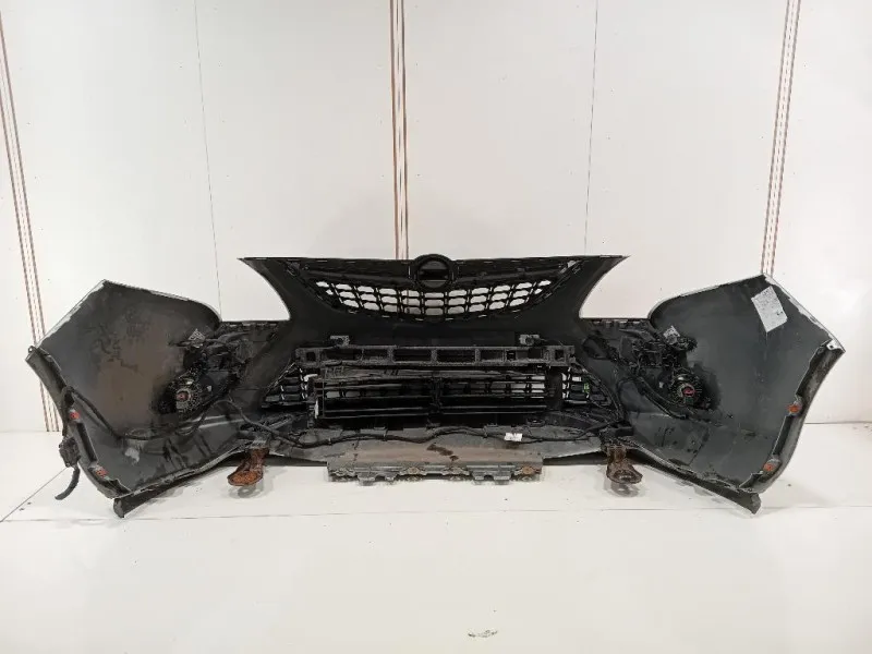 Paraurti ANT 13300485 Opel Zafira C 2012