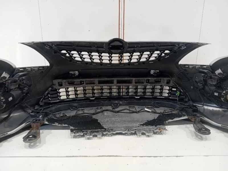 Paraurti ANT 13300485 Opel Zafira C 2012