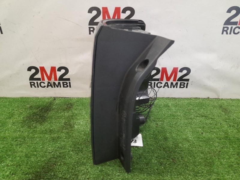 Fanale POST SX A0526008 Land Rover Range Rover Sport I 2005