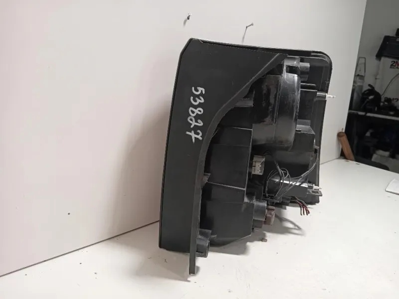 Fanale POST SX A056008 Land Rover Range Rover Sport II 2009