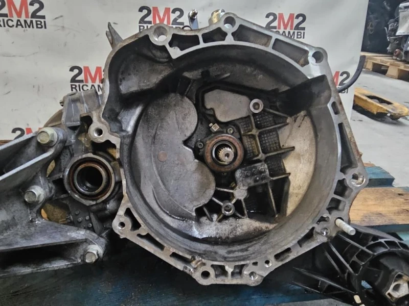 Cambio A17DTJ 55584337 Opel Astra J 2010