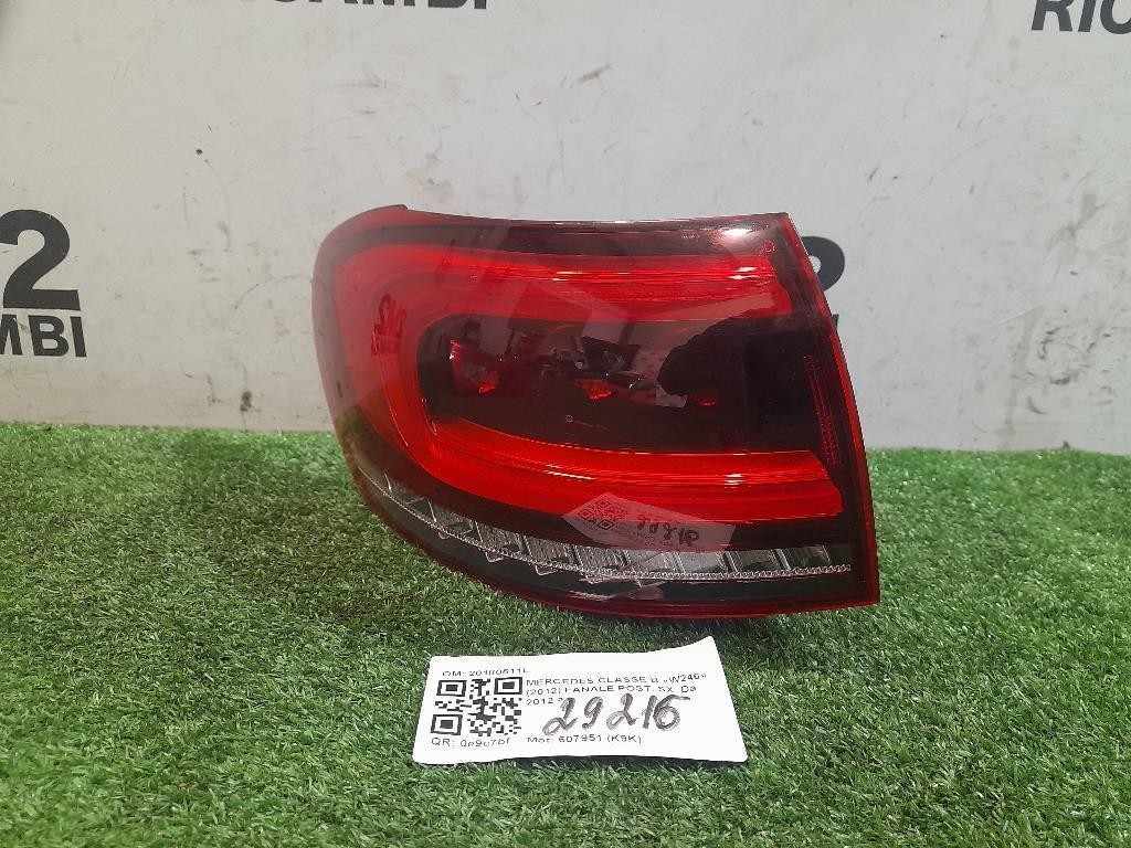 Fanale POST SX A2479066500 Mercedes Classe B W247 2019