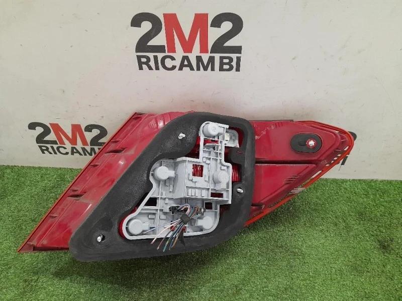 Fanale POST SX A2048200164 Mercedes Classe C W204 2007