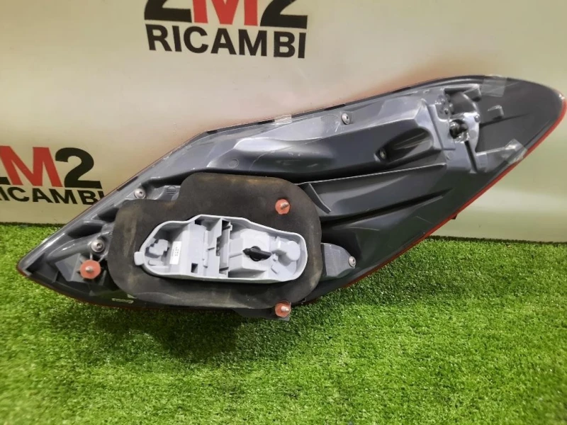 Fanale POST SX A2058200164 Mercedes Classe C W205 2014