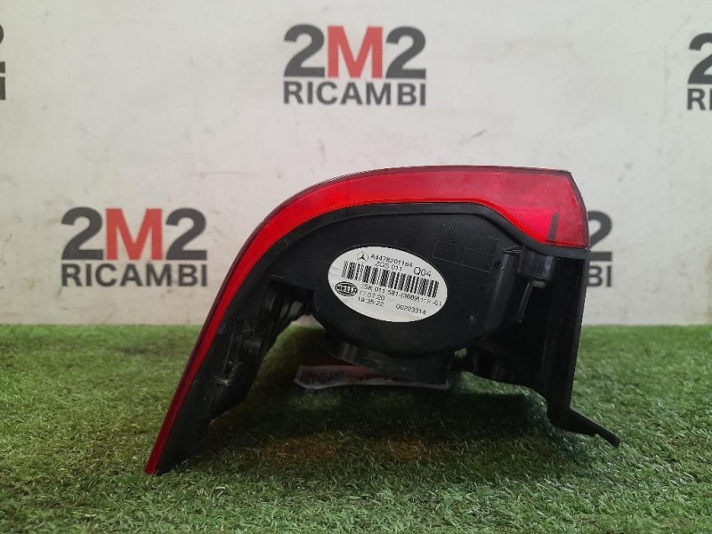 Fanale POST SX 2SK011581 Mercedes VITO W447 2014