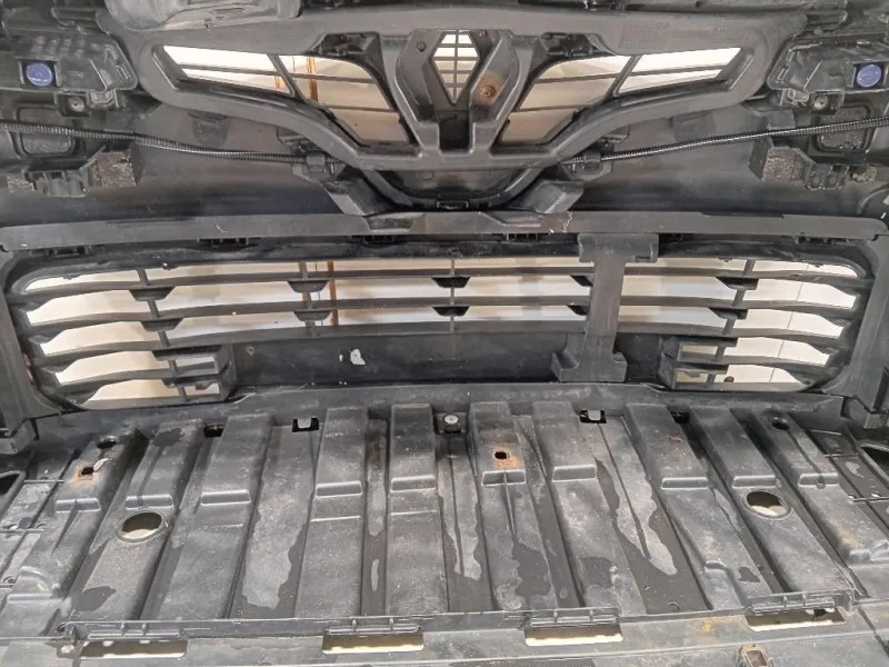 Paraurti ANT 620221112R Renault CLIO IV 2013