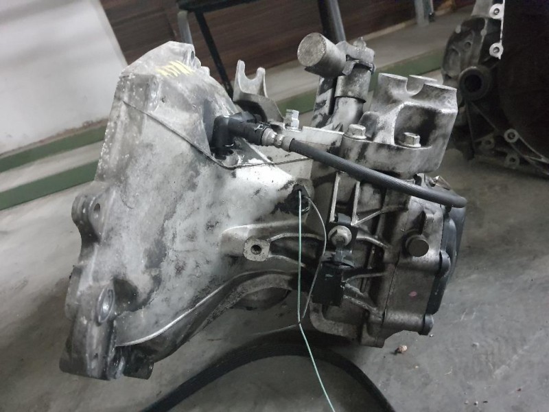 Cambio 24583202 A14XER Opel Astra J 2010