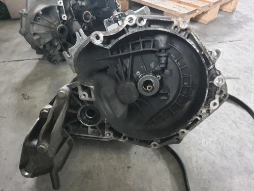 Cambio 24583202 A14XER Opel Astra J 2010