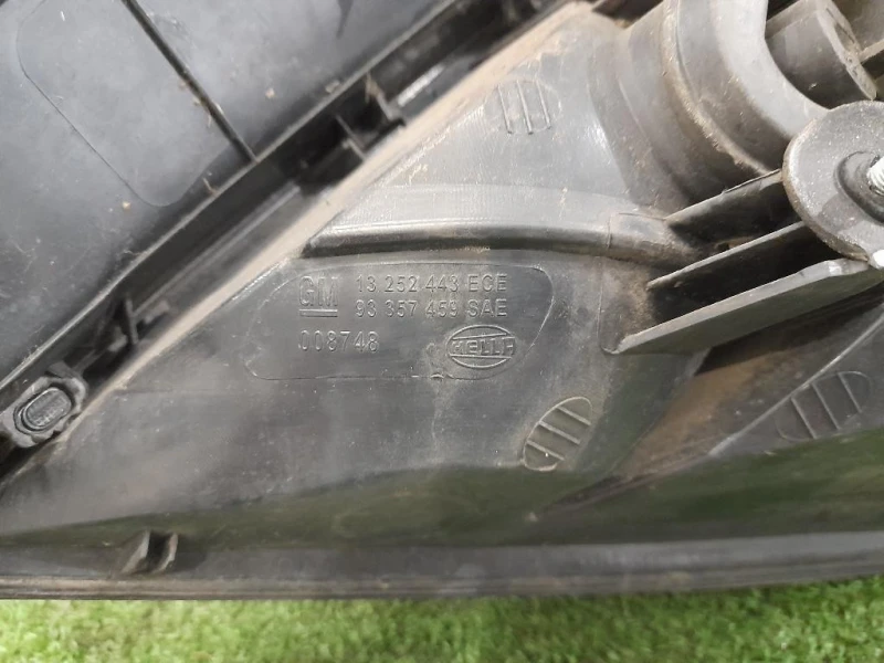 Fanale POST SX 13252443 93357459 Opel Astra H 2005