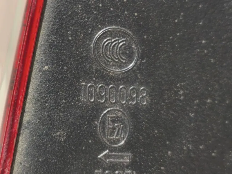 Fanale POST SX 1090098 FARO FANALE POST Opel Astra J 2012