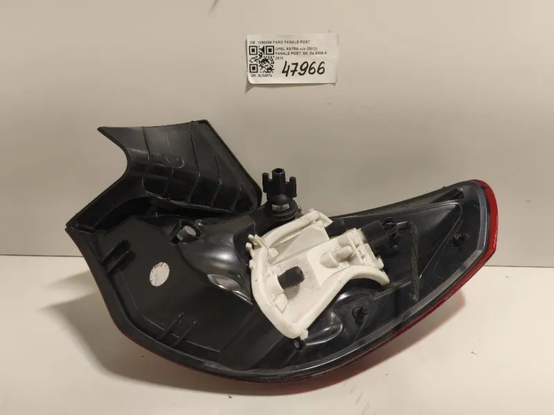 Fanale POST SX 1090098 FARO FANALE POST Opel Astra J 2012