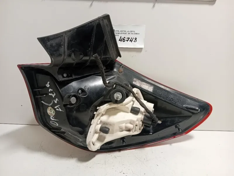Fanale POST SX 1090098 FARO FANALE POST Opel Astra J 2012