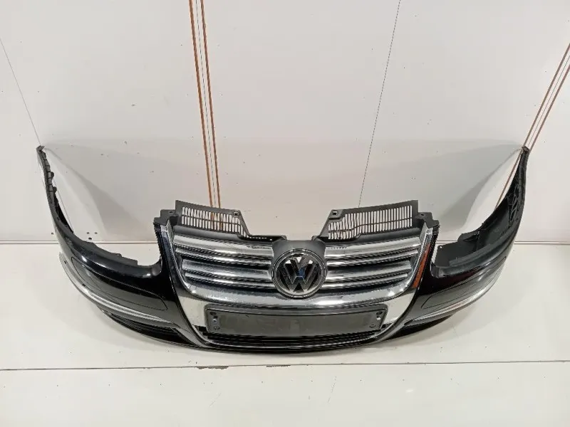 Paraurti ANT 1K0 807 221 D Volkswagen Jetta IV 2010