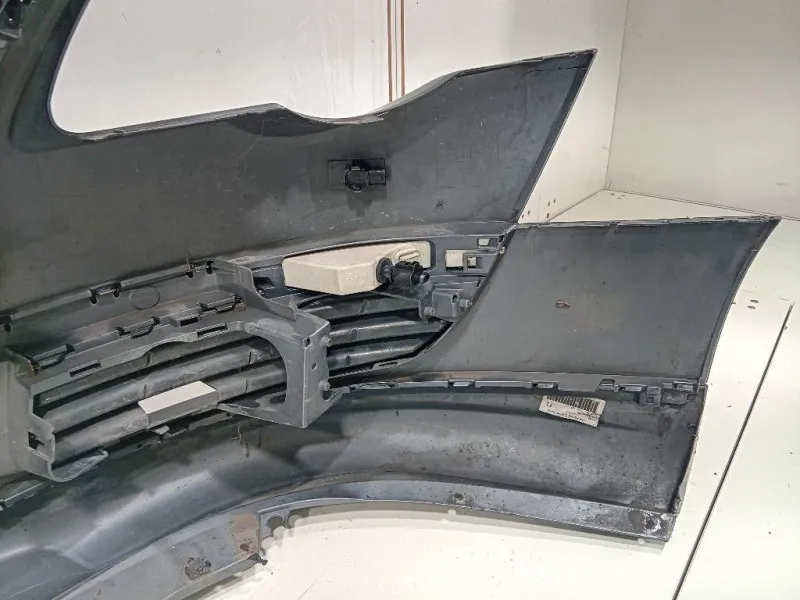 Paraurti ANT 3C0 807 221 Volkswagen Passat VI 2011