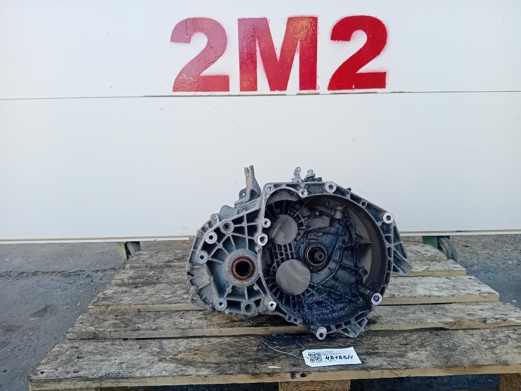 Cambio MR6 6 MARCE MANUALE Opel Astra J 2012