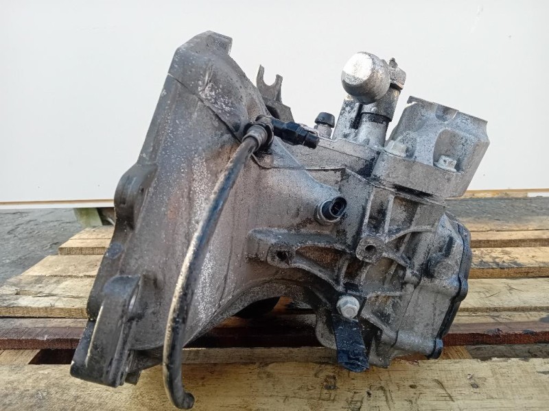 Cambio MDG 5 MARCE MANUALE Opel Astra J 2012