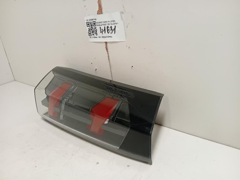 Fanale POST SX 9825957580 Peugeot 2008 II 2020