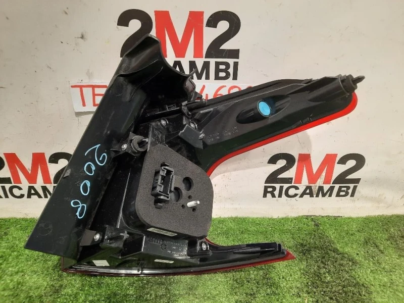 Fanale POST SX 00200842-0 Peugeot 2008 II 2020