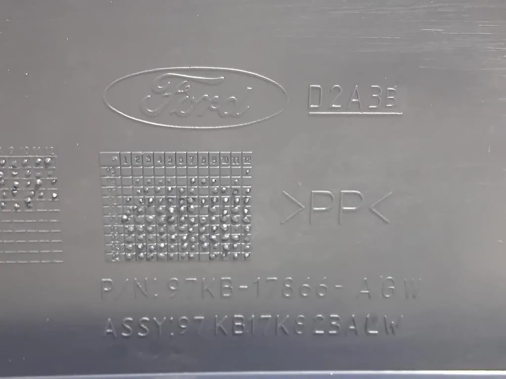 Paraurti Centrale POST 97KB-17866-AGW Ford KA II 2009