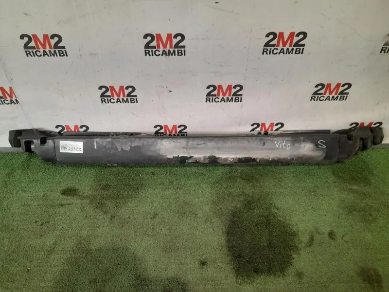 Paraurti Centrale POST A6398800371 Mercedes VITO W639 2004