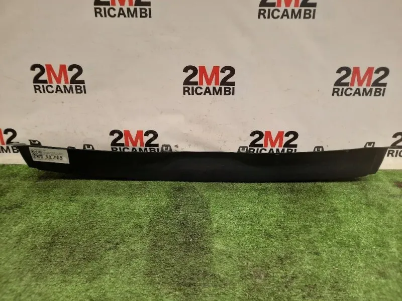 Paraurti Centrale POST 8200142809 IND Renault Scénic II 2003