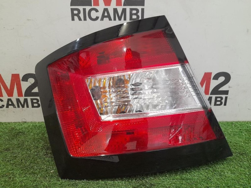 Fanale POST SX 6V6945095 Skoda Fabia NJ3 2018