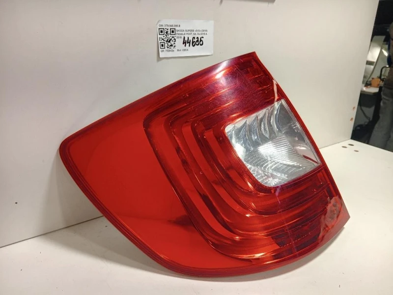 Fanale POST SX 3T9945095B Skoda Superb 3V3 2015