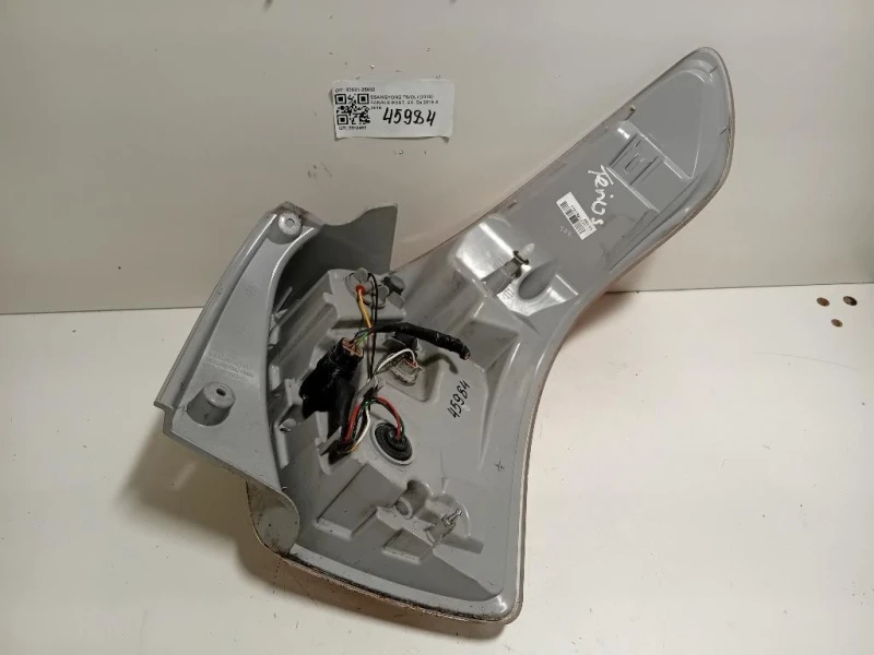 Fanale POST SX 83601-35000 Ssangyong Tivoli 2015