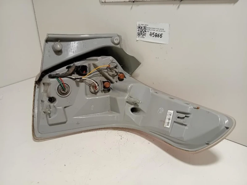 Fanale POST SX 83601-35000 Ssangyong Tivoli 2015