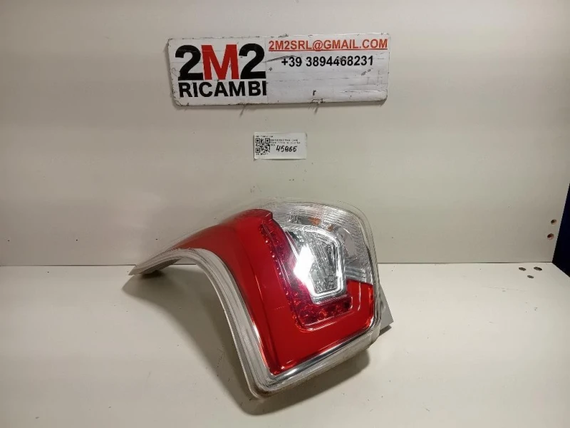 Fanale POST SX 83601-35000 Ssangyong Tivoli 2015