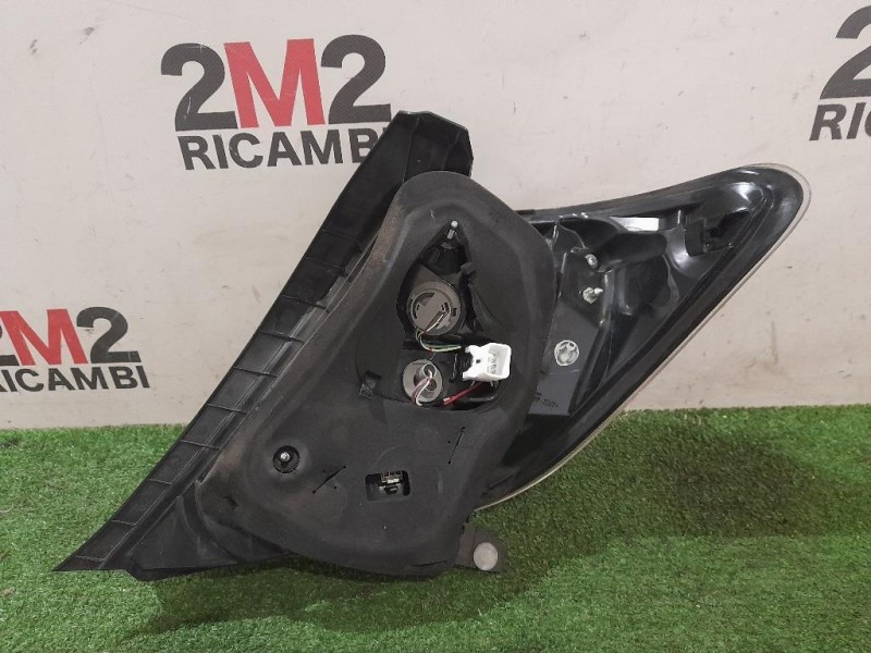 Fanale POST SX 815510D391 Toyota Yaris IV 2012