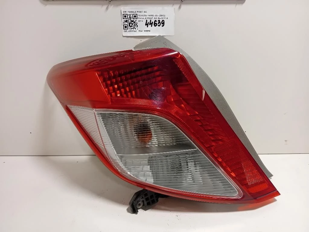 Fanale POST SX FANALE POST SX Toyota Yaris IV 2012
