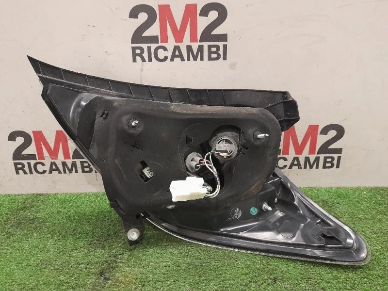 Fanale POST SX 815610D390 Toyota Yaris IV 2014