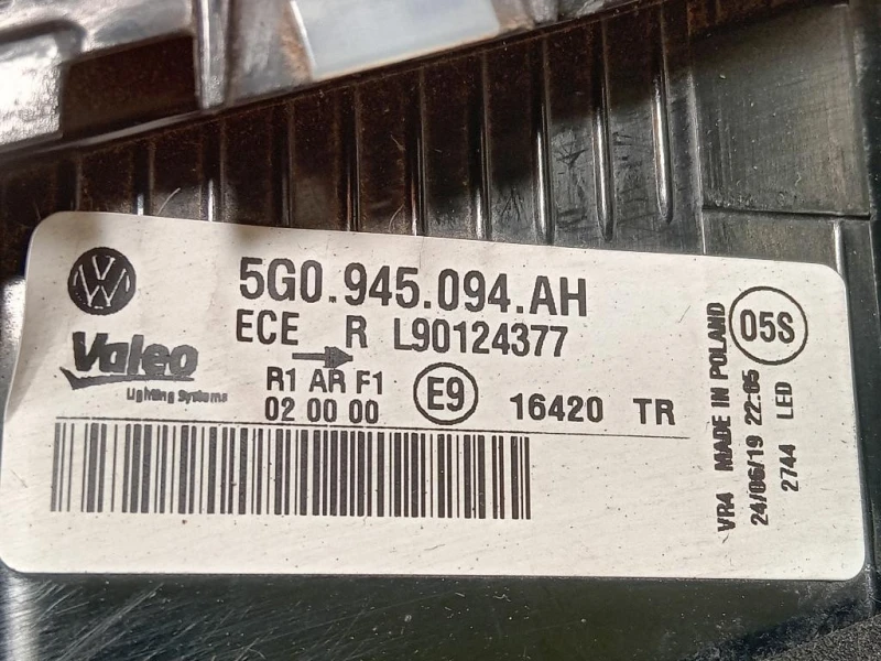 Fanale POST SX 5G0 945 094 AH Volkswagen GOLF VII 2017