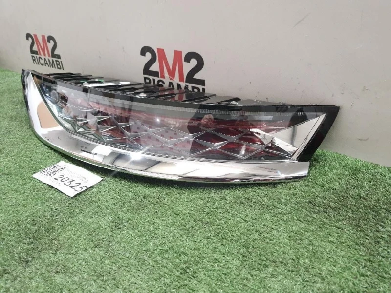 Fanale POST DX 9815722580 Citroen DS7 Crossback 2017