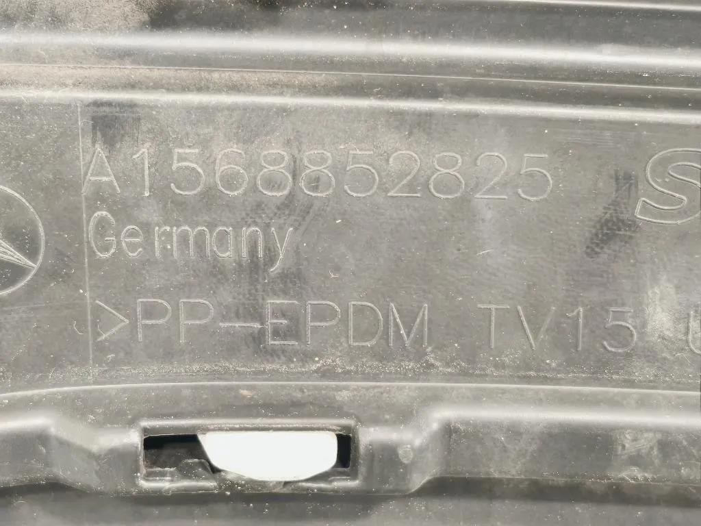 Paraurti INF POST A1568850325 SPOILER Mercedes Classe GLA X156 2014