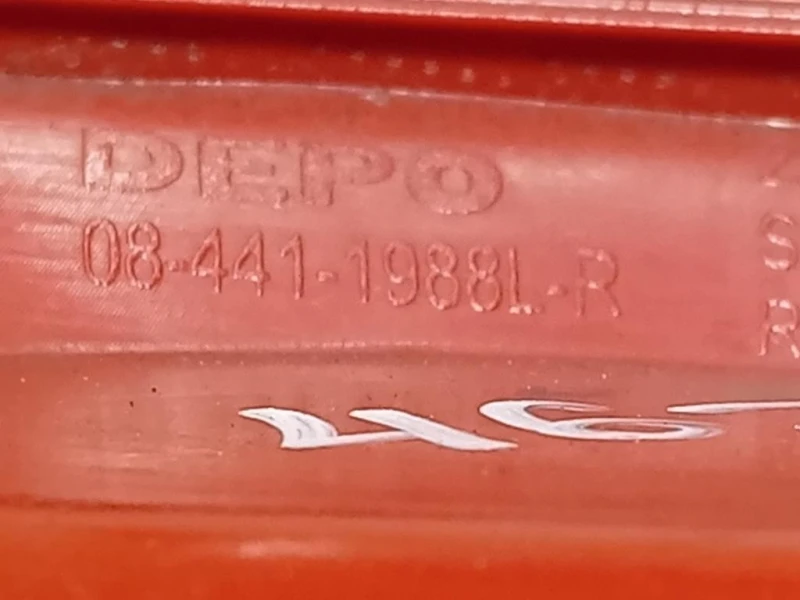 Fanale POST SX 08-441-1988L-R Volkswagen Passat VI Variant 2011