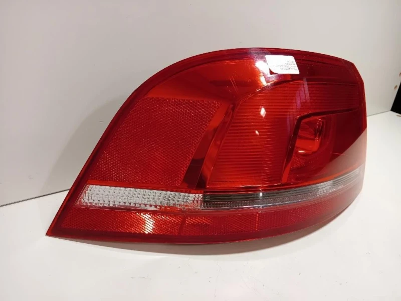 Fanale POST SX 3AF945095E Volkswagen Passat VI Variant 2011