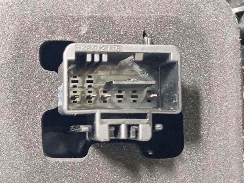 Fanale POST SX 3G9 945 311 Volkswagen Passat VII 2015