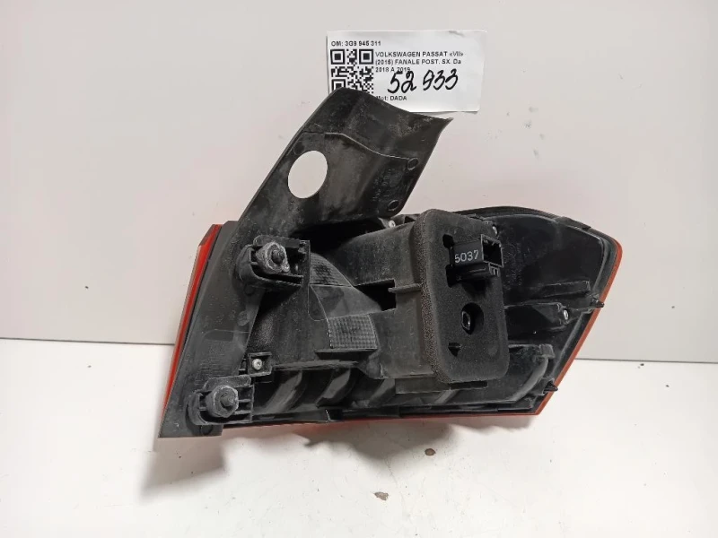 Fanale POST SX 3G9 945 311 Volkswagen Passat VII 2015