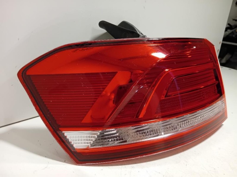 Fanale POST SX 3G9 945 311 Volkswagen Passat VII 2015