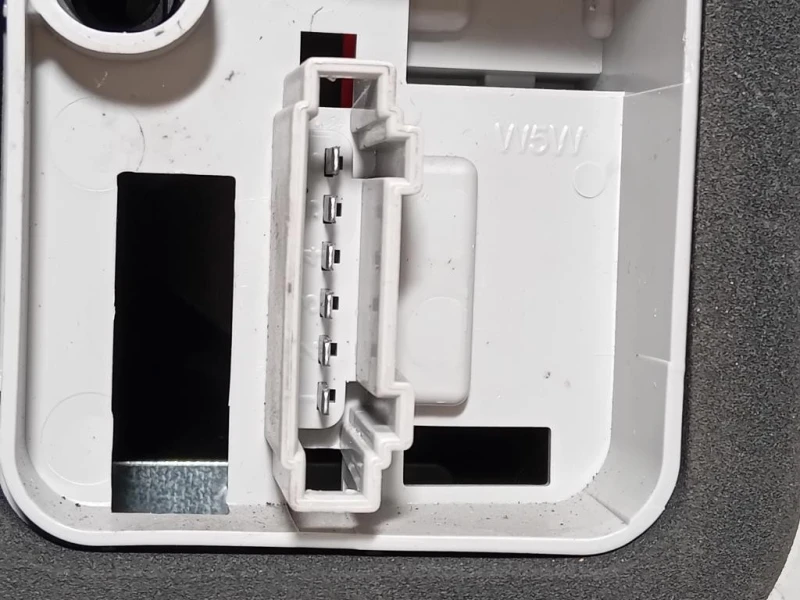 Fanale POST SX 6R0 945 257 B Volkswagen POLO VI 2009